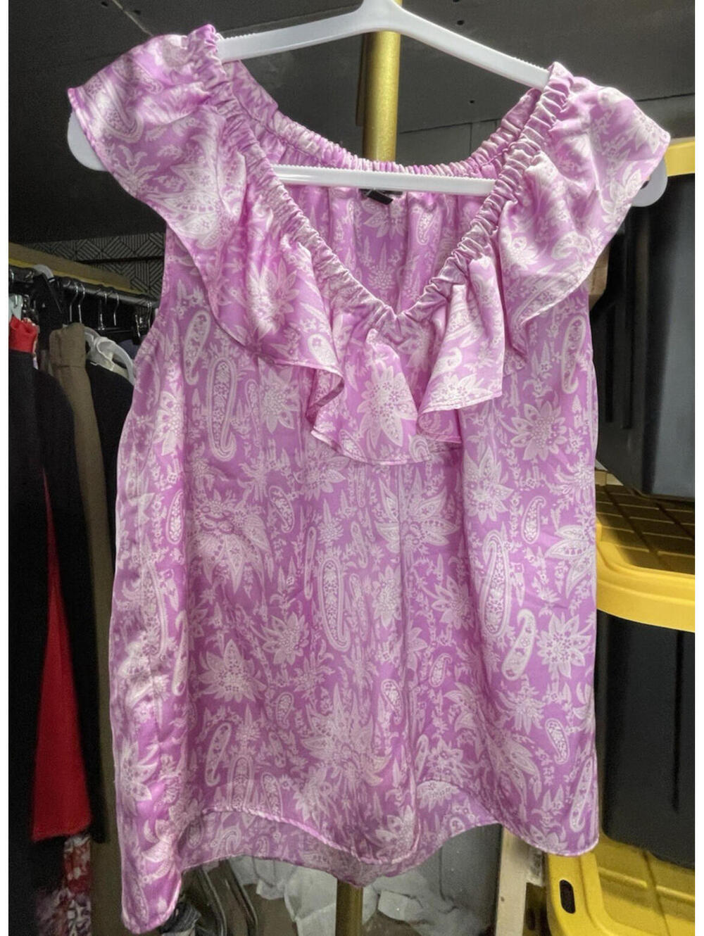 Ann Taylor LOFT Sleeveless Ruffled Purple and White Floral Paisley Blouse S